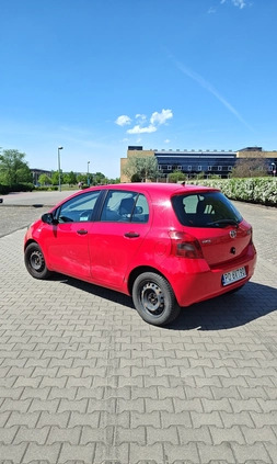 Toyota Yaris cena 9600 przebieg: 173200, rok produkcji 2007 z Poznań małe 106